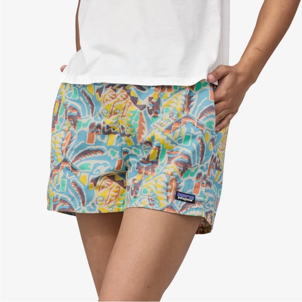 Patagonia Funhoggers Printed 4” Shorts NWT